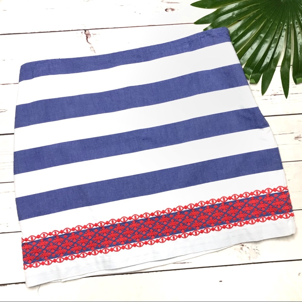 VINEYARD VINES | sz 6 blue stripe mini skirt